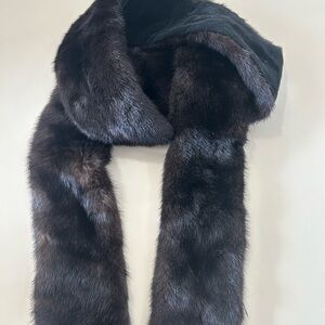 Elegant Dark Brown Real Mink Scarf with Black Velvet Lining
